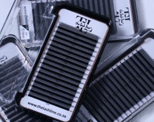 YY Lashes
